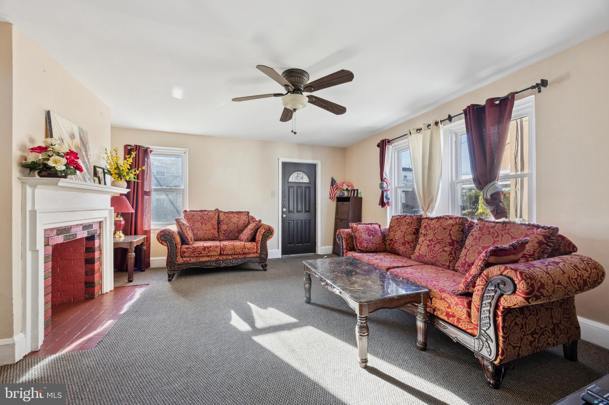 107 South Keystone Avenue Upper Darby, PA 19082 - Photo 4 of 16