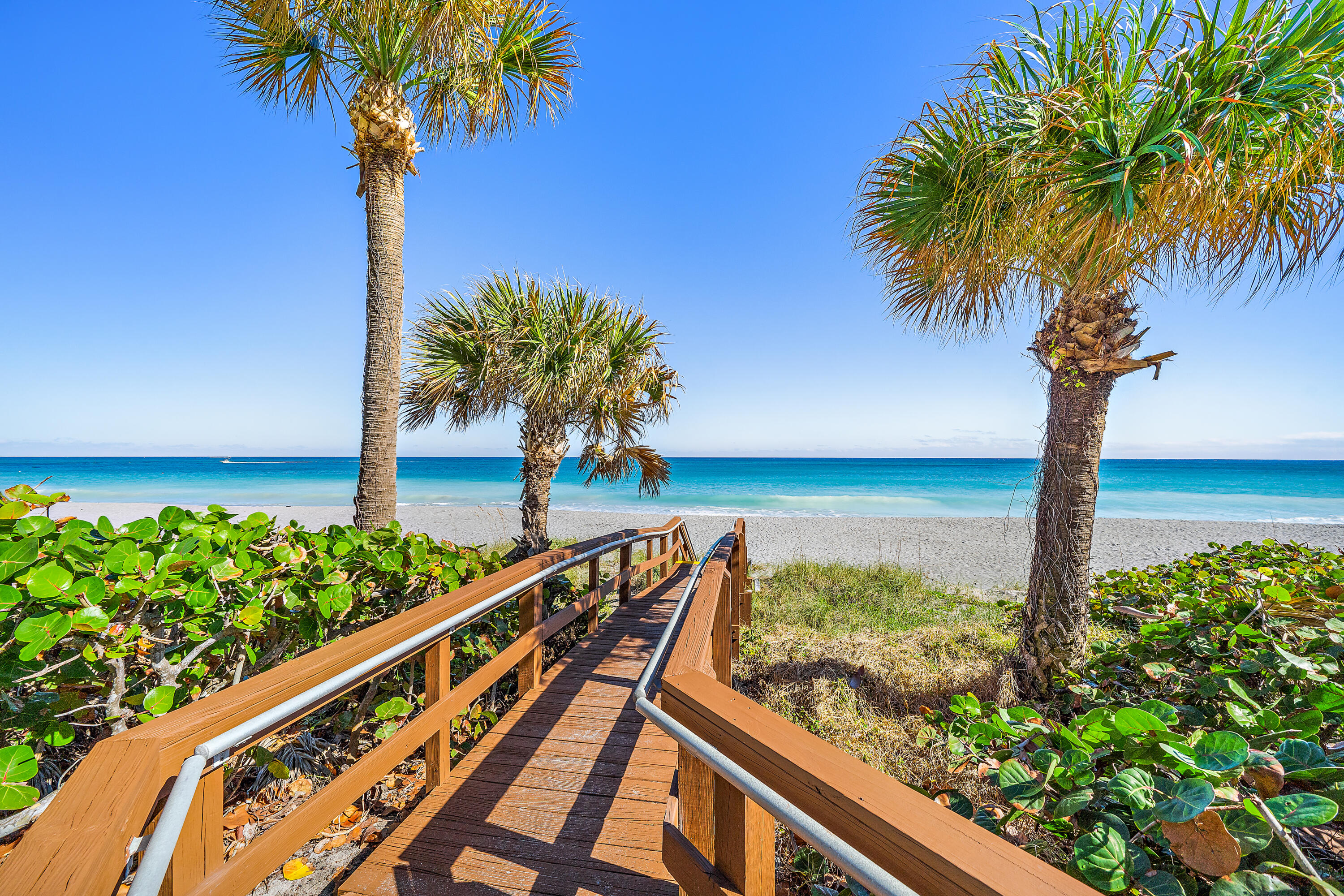 400 Ocean Trail Way, Unit 804 Jupiter, FL 33477 - Photo 27 of 32 042-400OceanTrailWay804-Jupiter-FL-FULL