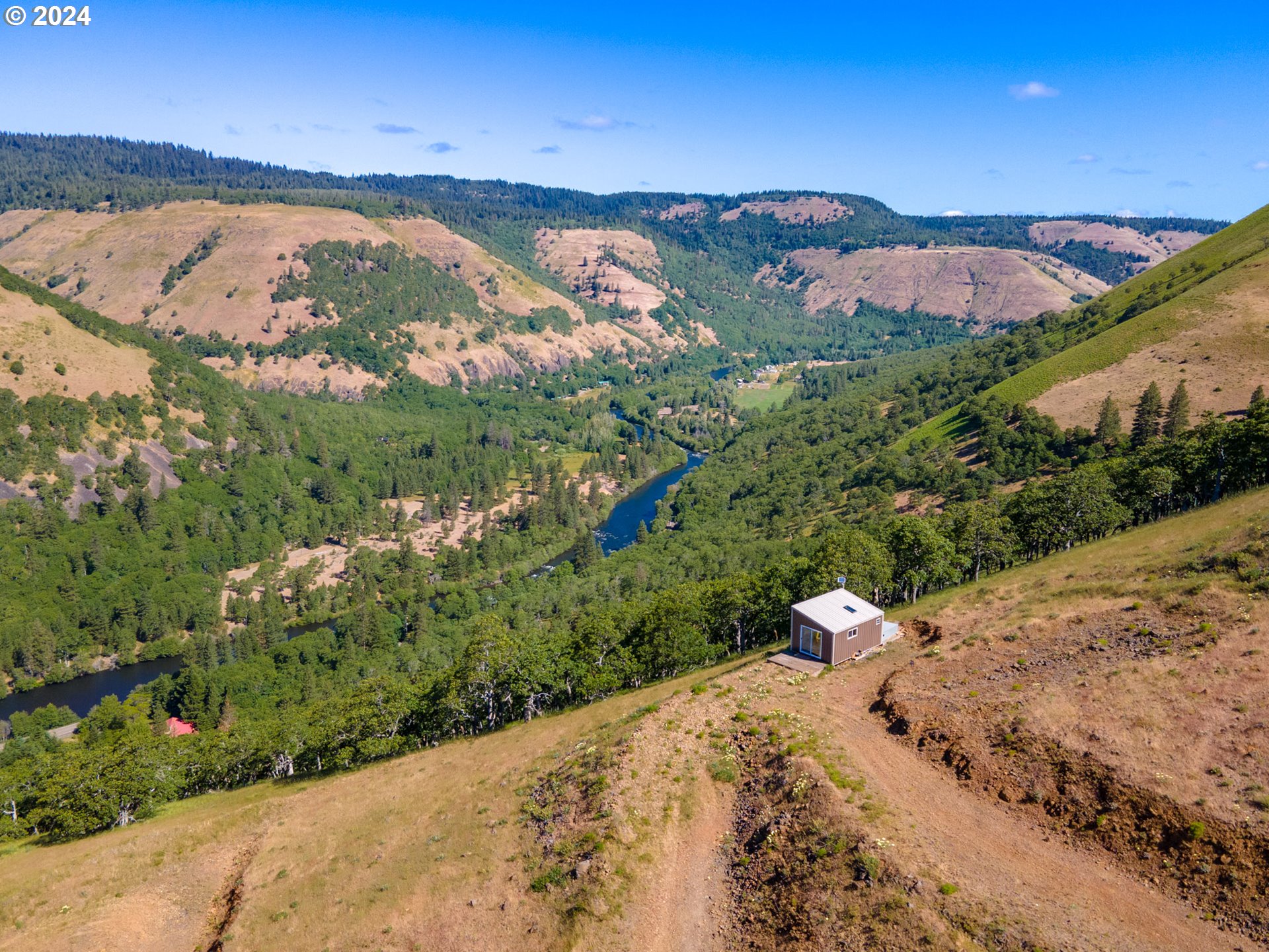 Suz Ridge Road Lyle, WA 98635 - Photo 20 of 40 Gallery Image 20