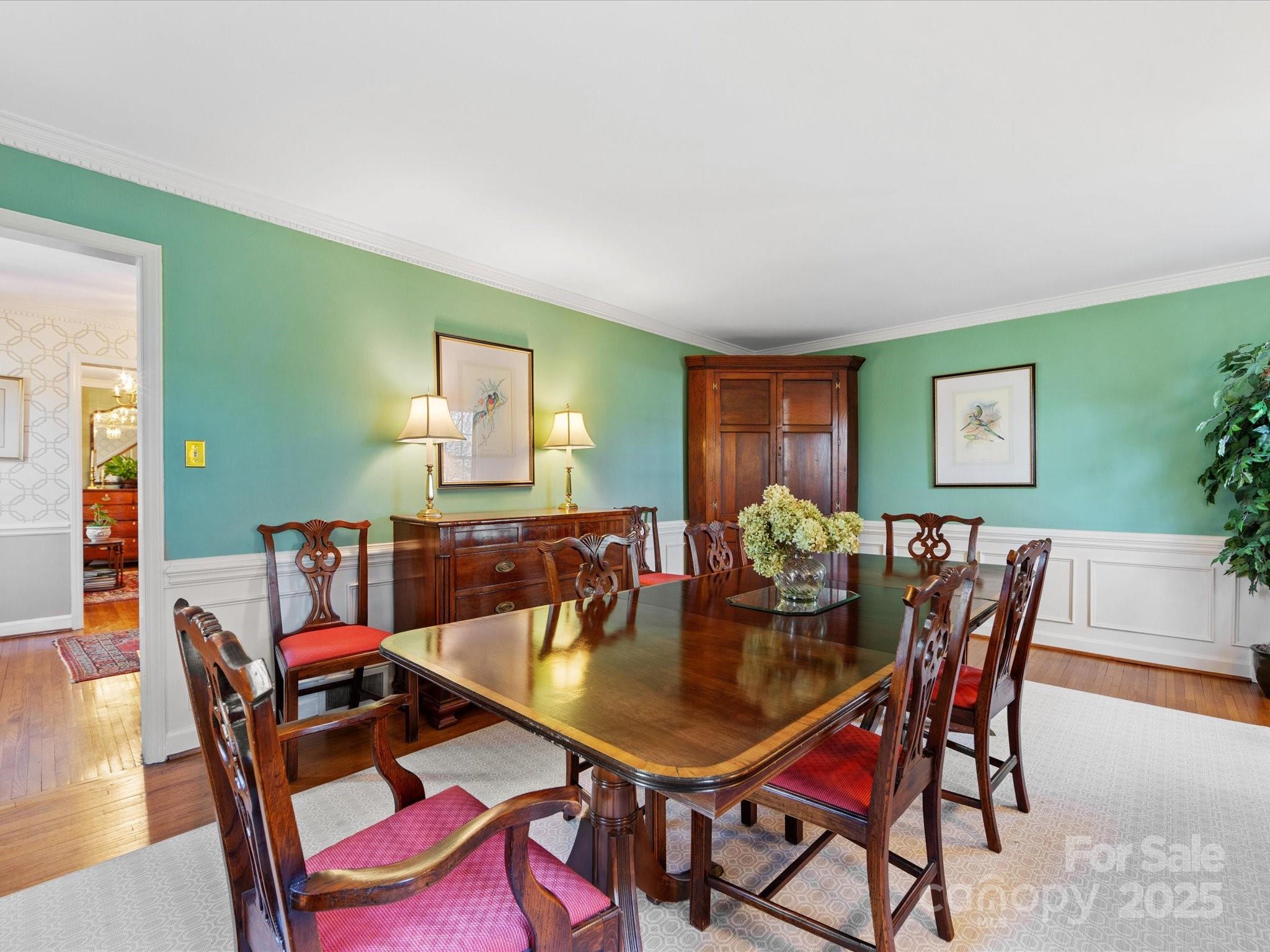 555 Manning Drive, Unit 7 Charlotte, NC 28209 - Photo 6 of 45 a view of a dining room with furniture