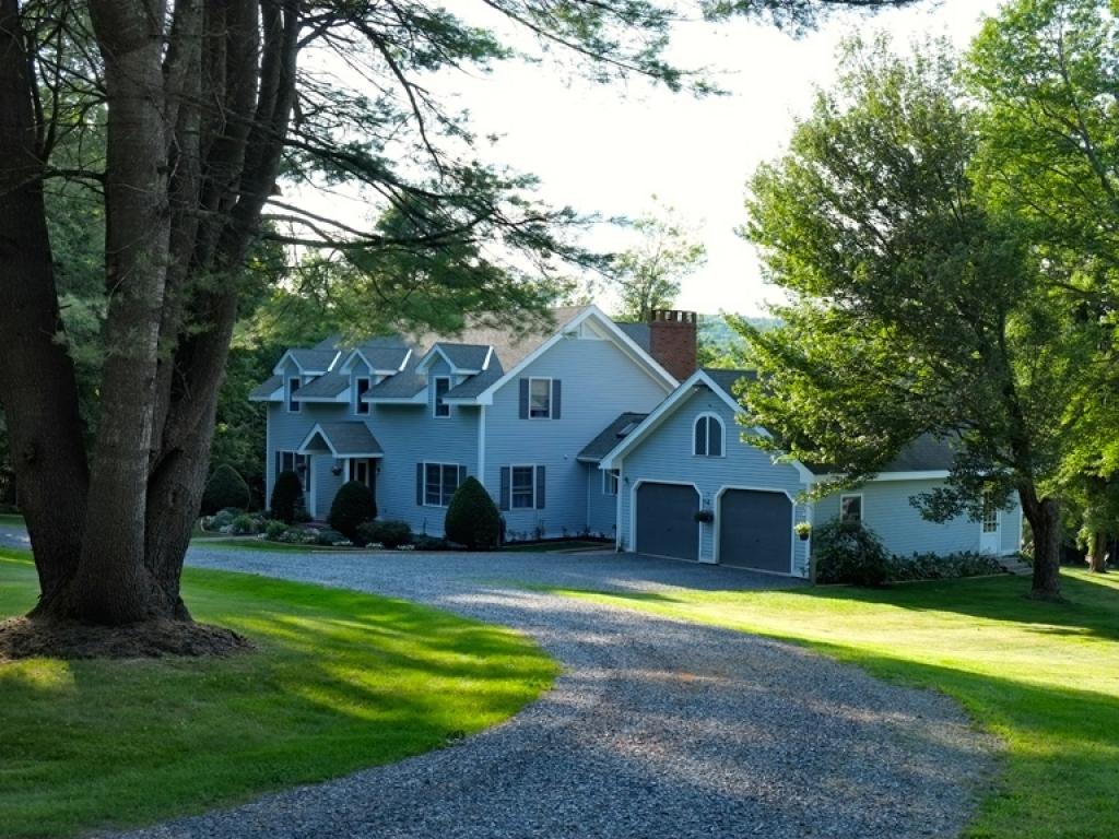 562 Old Bow Road Weathersfield, VT 05156 - Photo 2 of 36