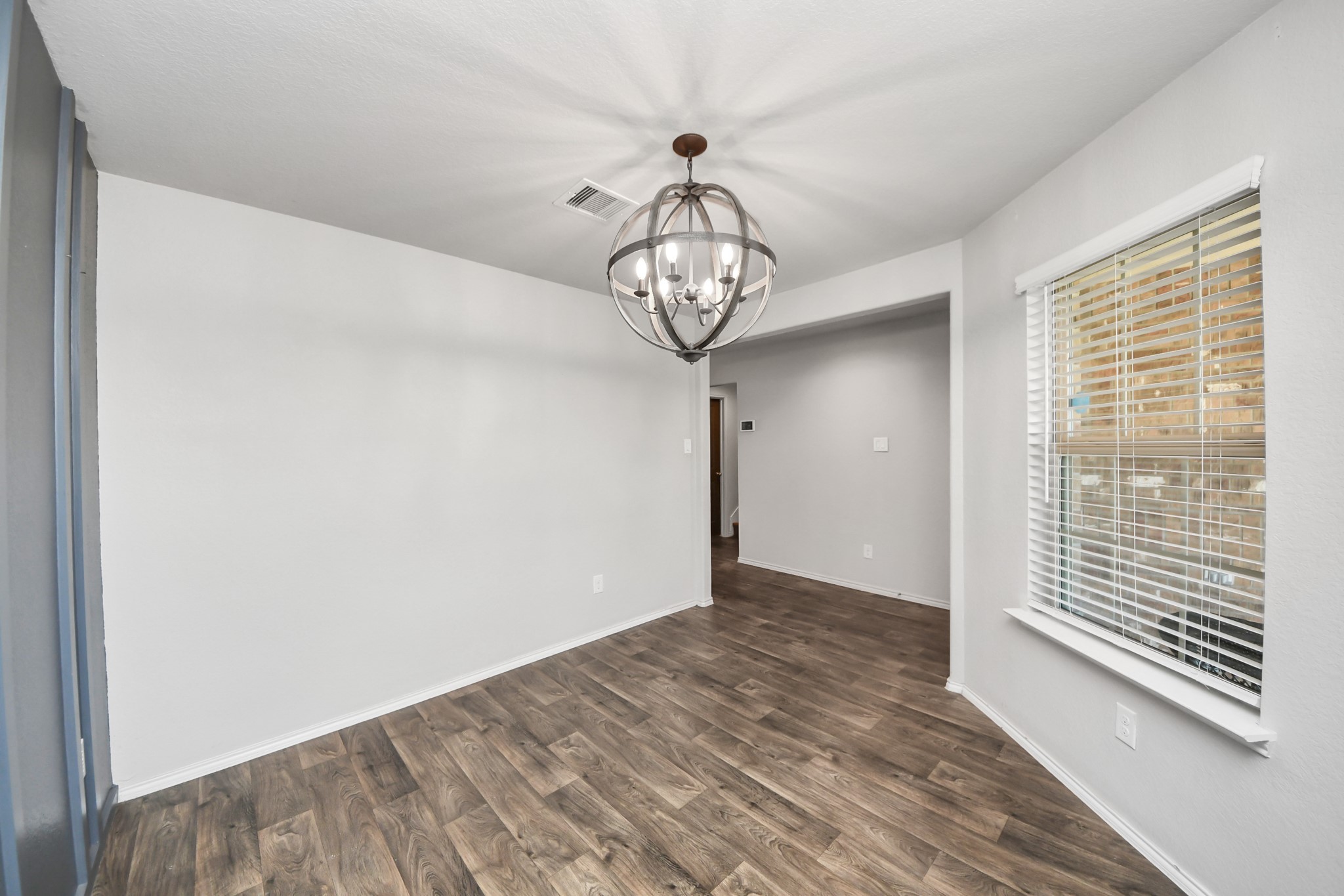 619 Ashley Falls Lane Rosharon, TX 77583 - Photo 8 of 31