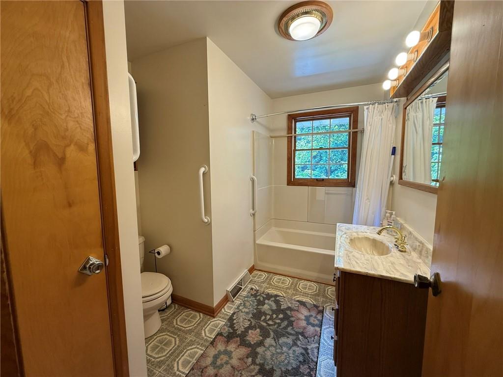 960 Watt Road Apollo, PA 15613 - Photo 14 of 24 a bathroom with a sink toilet and shower