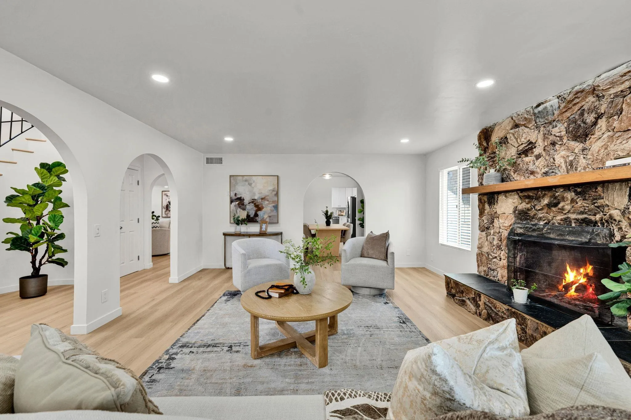 9130 Shadow Hill Road Santee, CA 92071 - Photo 6 of 52 Gallery Image 6