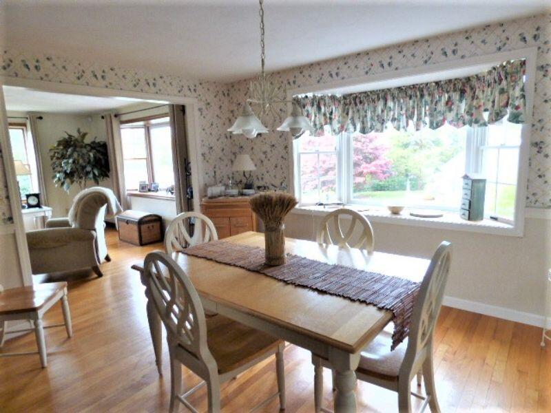 22 Briarfield Road East Dennis, MA 02660 - Photo 14 of 38 kitchen_img_20220105155437_4JmL2EcPsqyul