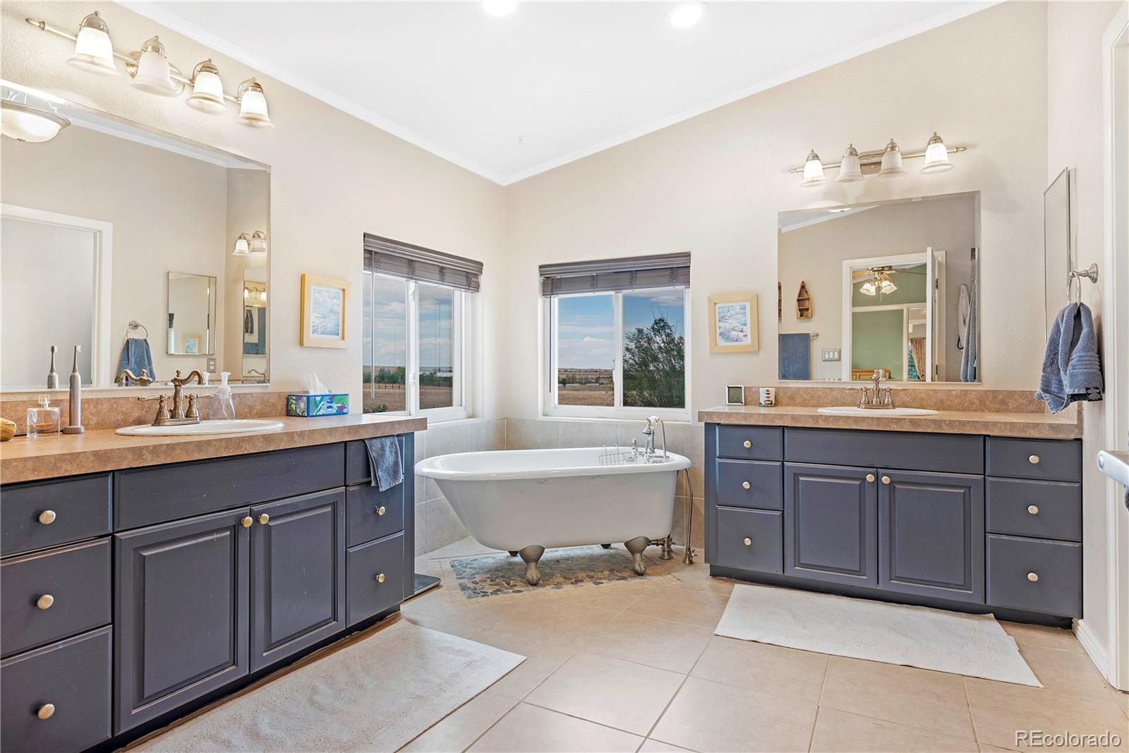 9300 Schumaker Road Bennett, CO 80102 - Photo 16 of 35 Gallery Image 16