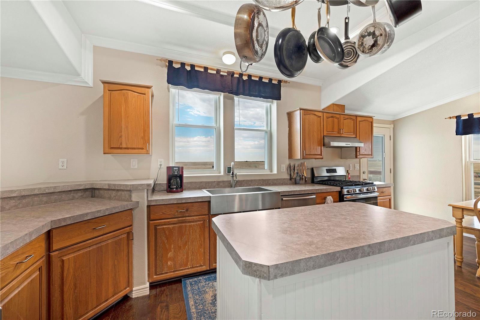 9300 Schumaker Road Bennett, CO 80102 - Photo 8 of 35 Gallery Image 8