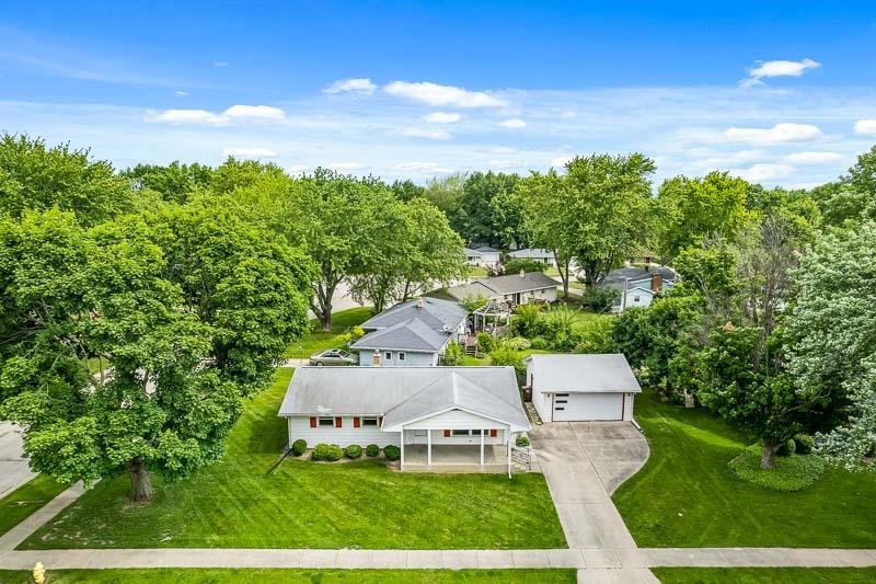 4702 Mohawk Road Rockford, IL 61107 - Photo 37 of 41 an aerial view of a house with garden space and street view