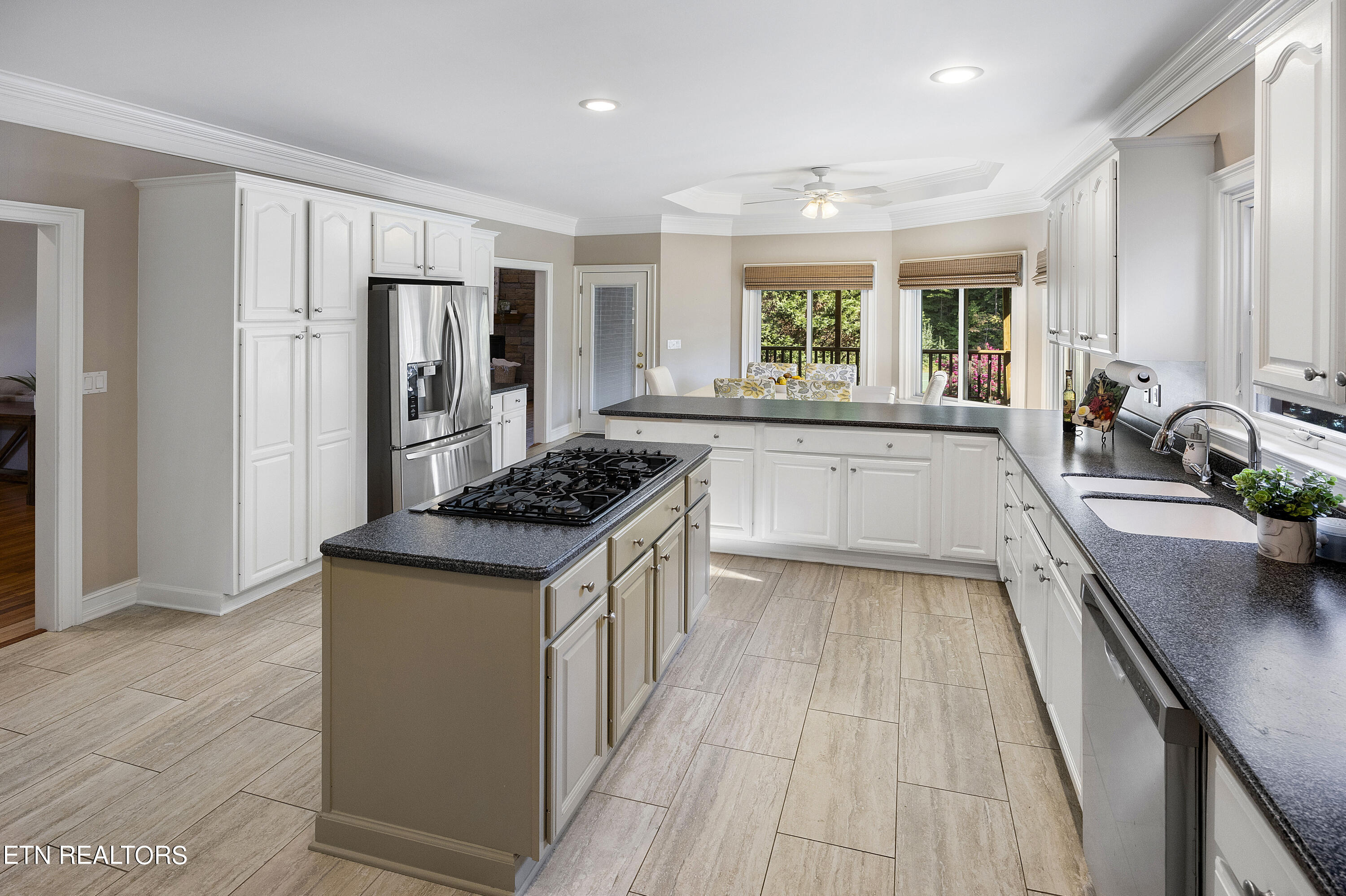 83 Rolling Links Boulevard Oak Ridge, TN 37830 - Photo 16 of 50 F4_L40A0147