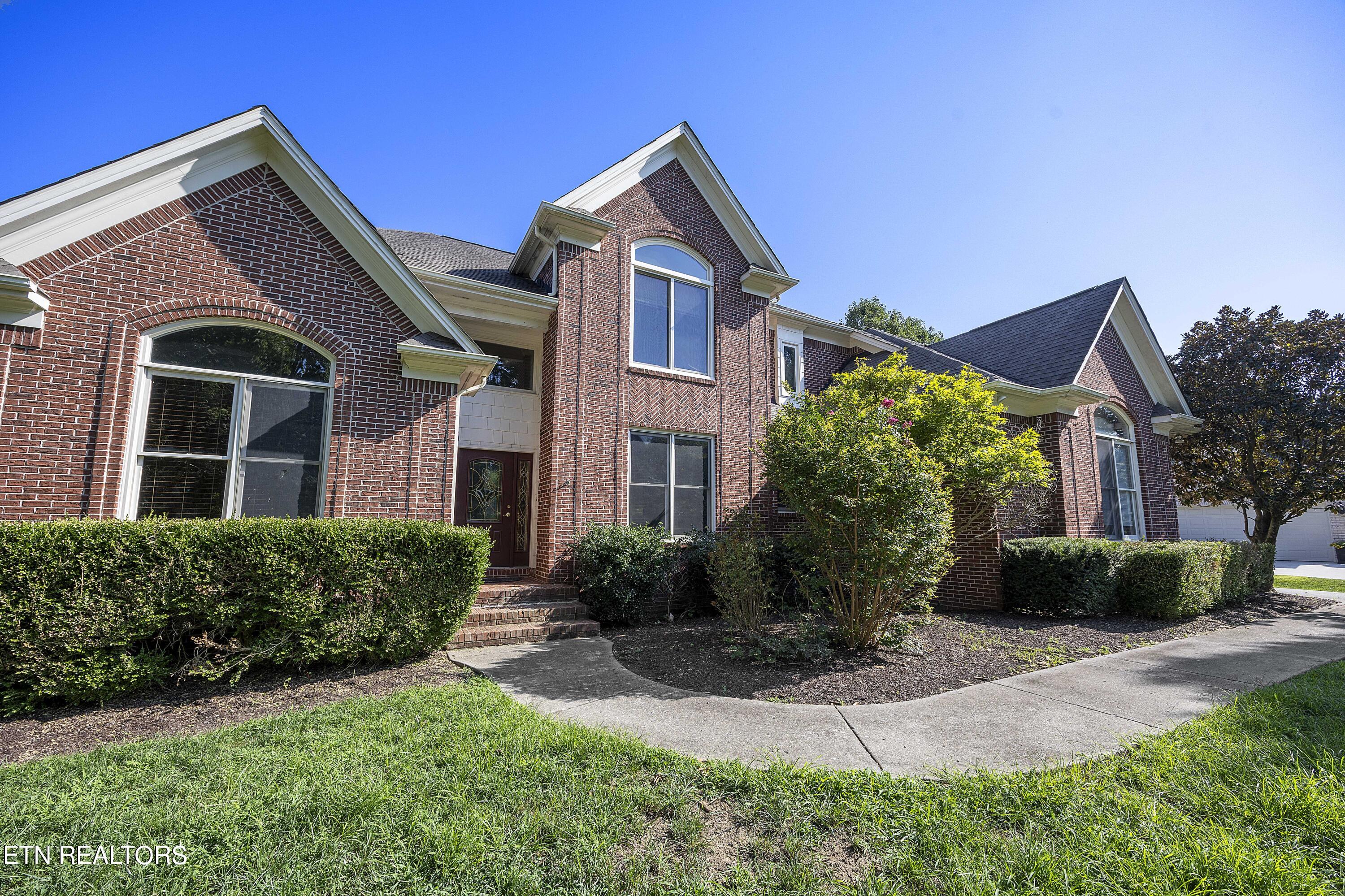 83 Rolling Links Boulevard Oak Ridge, TN 37830 - Photo 2 of 50 A2_L40A0115