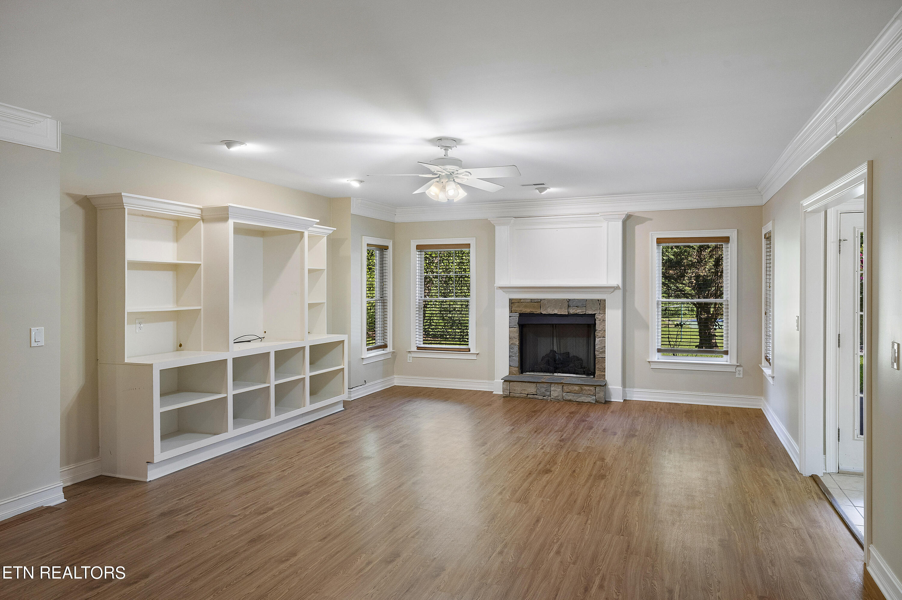 83 Rolling Links Boulevard Oak Ridge, TN 37830 - Photo 42 of 50 L3_L40A0227