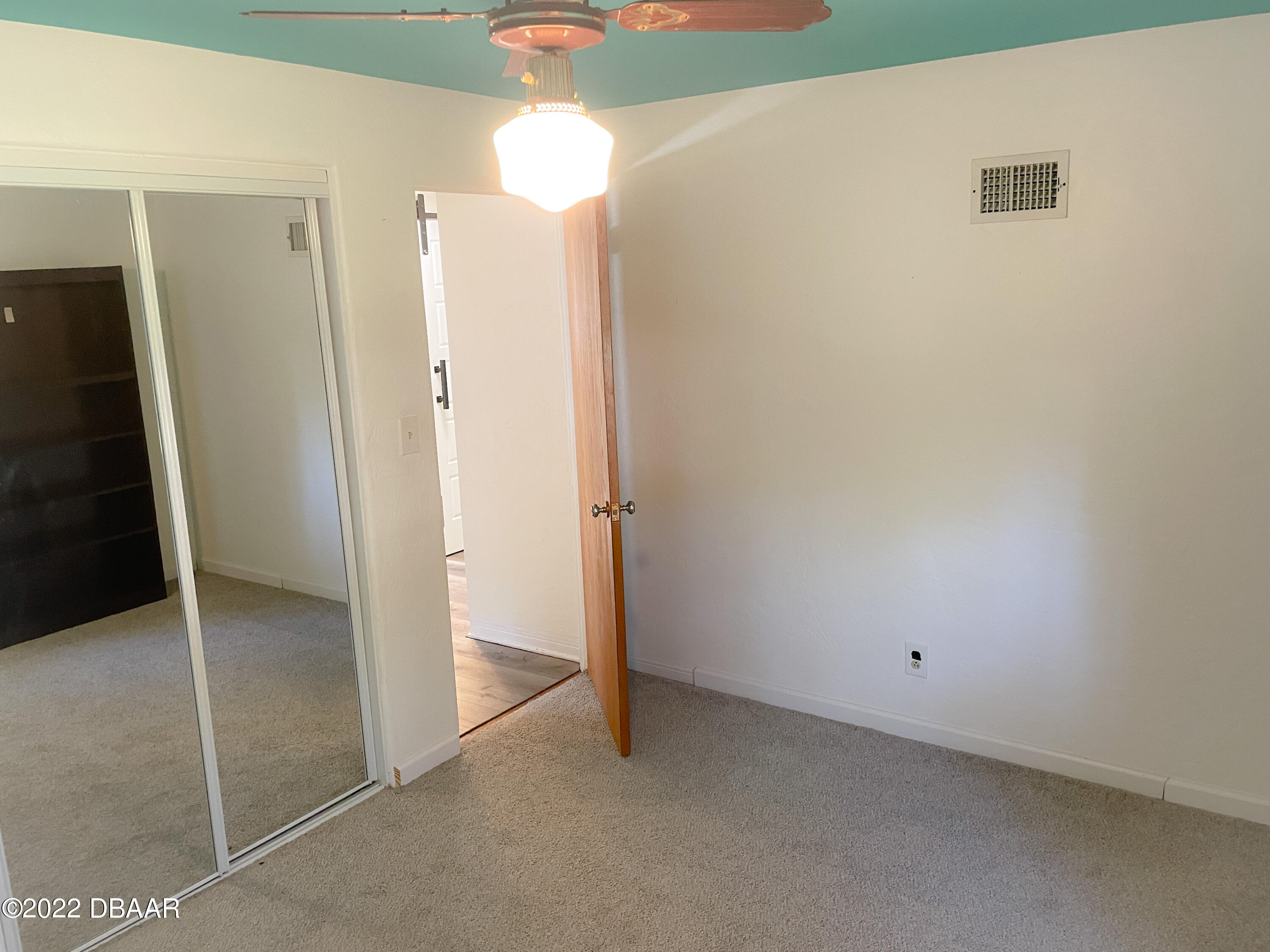 519 Big Tree Road South Daytona, FL 32119 - Photo 18 of 28 Bedroom 2