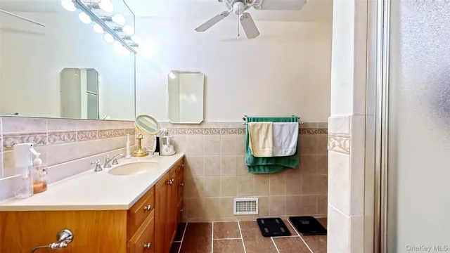 $455,000 | 15 Cherry Court, Highland Mills, NY 10930