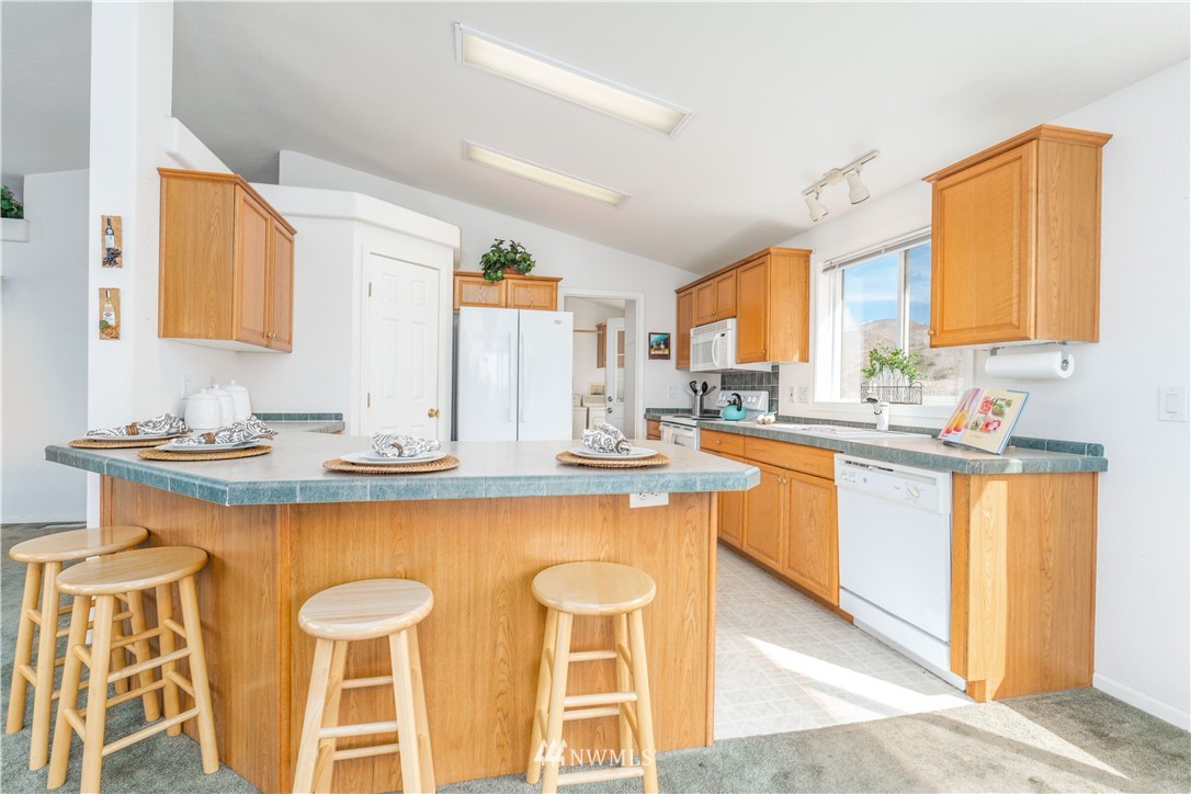 279 Mike Keys Road Manson, WA 98831 - Photo 4 of 38 Gallery Image 4