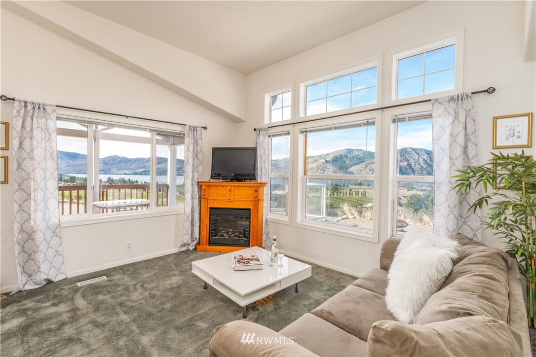 279 Mike Keys Road Manson, WA 98831 - Photo 8 of 38 Gallery Image 8