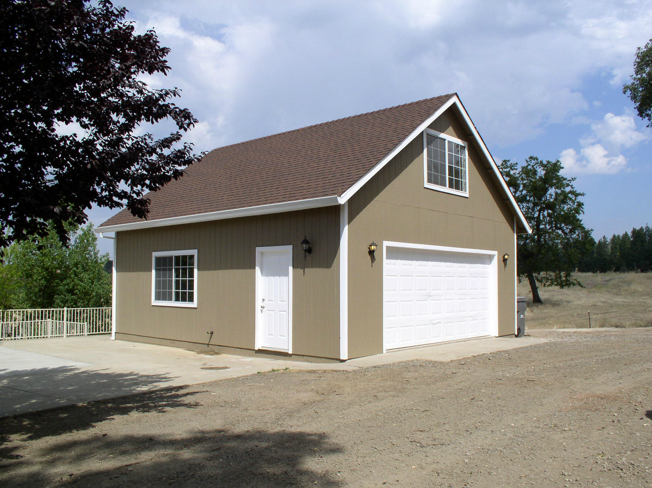 12318 Fern Road Whitmore, CA 96096 - Photo 22 of 34 Garage