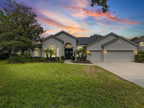 $915,000 | 19119 Larchmont Drive, Odessa, FL 33556