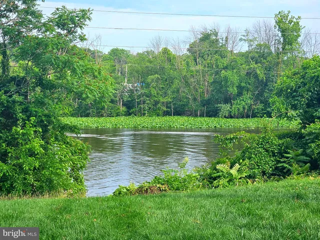 a house with garden in front of it