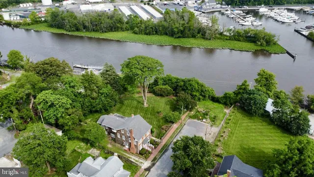 $449,900 | 121 South Conwell Street, Seaford, DE 19973