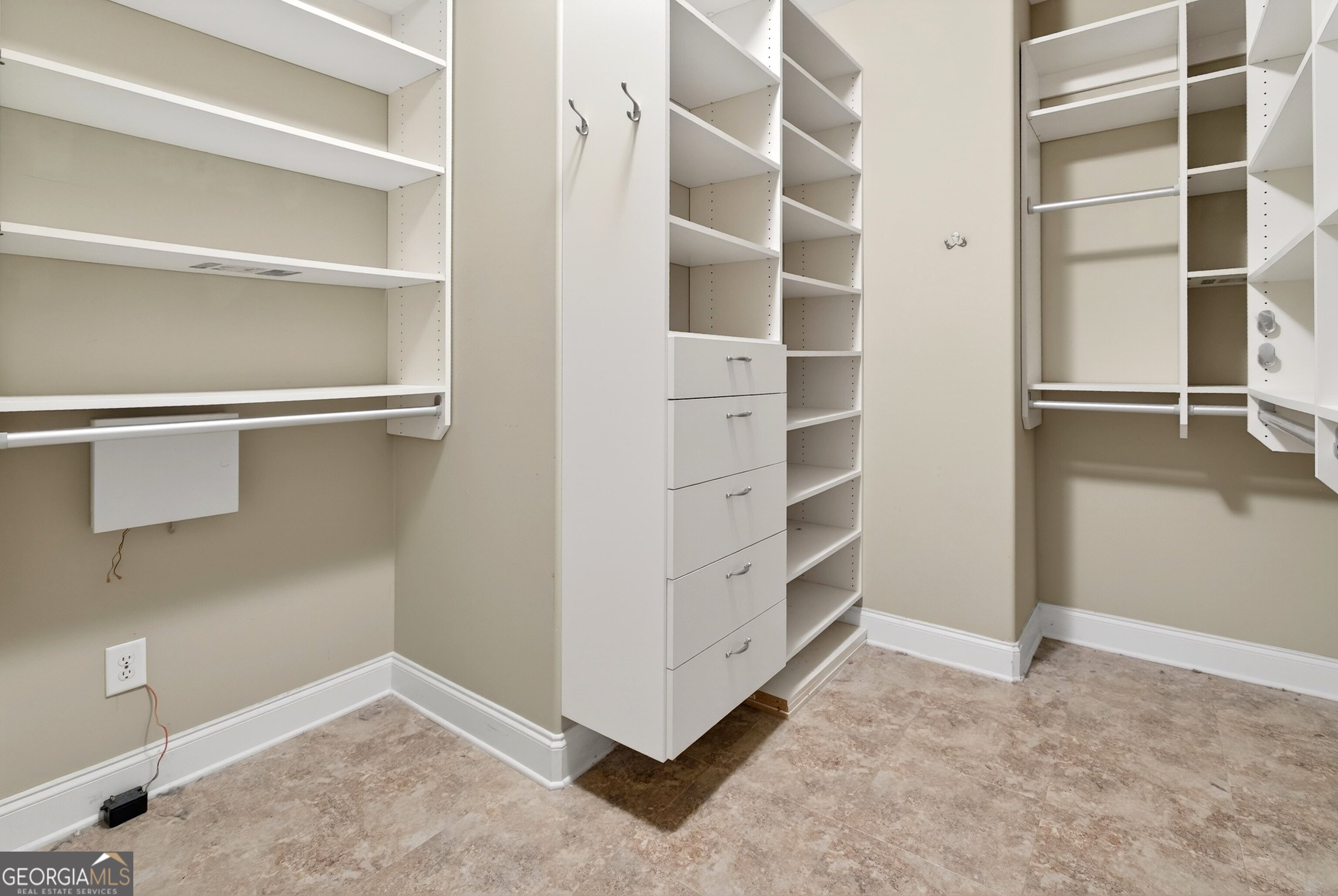 4304 Commonwealth Circle Newnan, GA 30263 - Photo 21 of 40