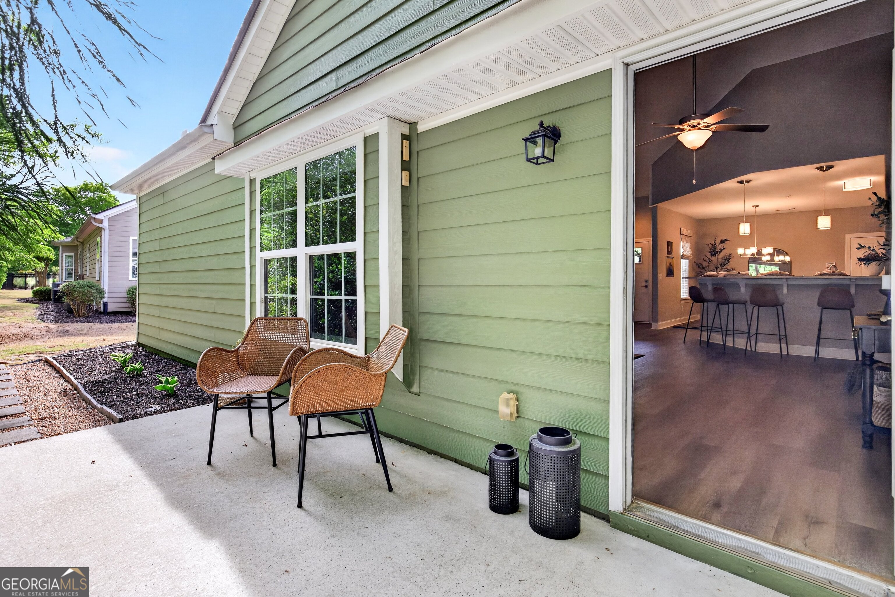 4304 Commonwealth Circle Newnan, GA 30263 - Photo 29 of 40