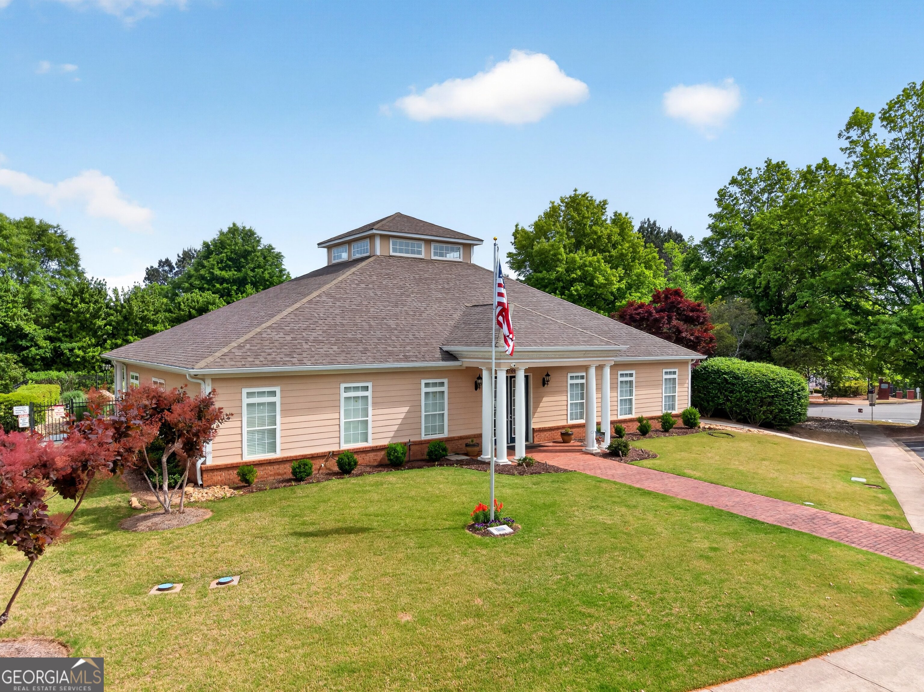 4304 Commonwealth Circle Newnan, GA 30263 - Photo 32 of 40