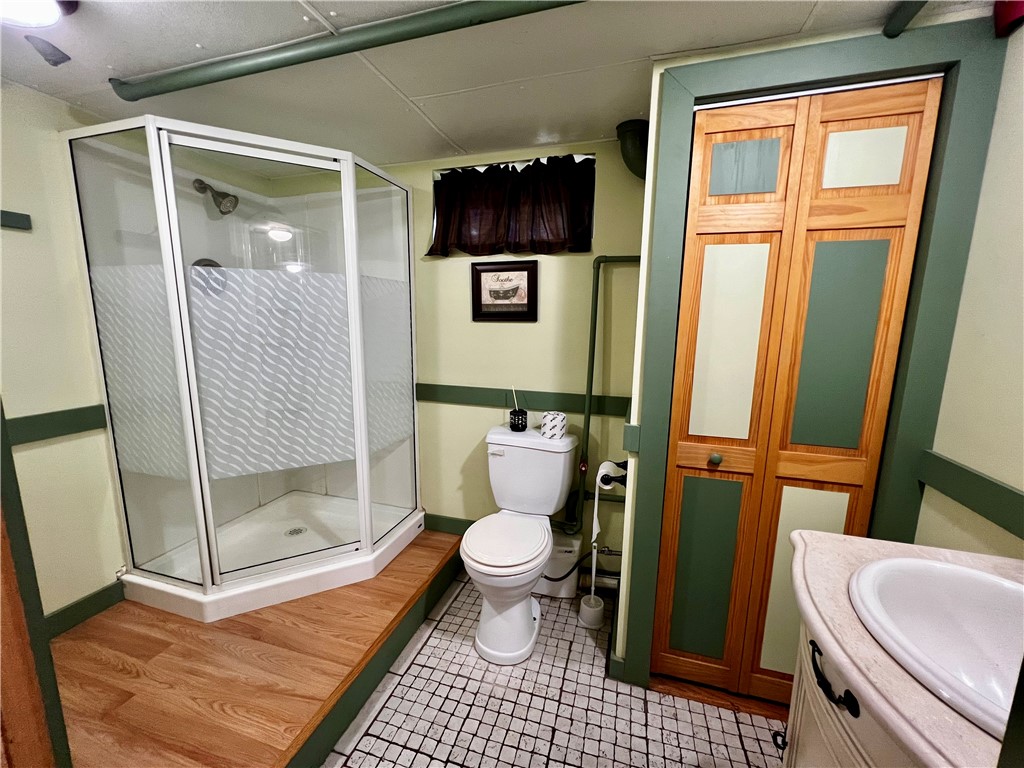 426 Arnold Road Coventry, RI 02816 - Photo 26 of 30
