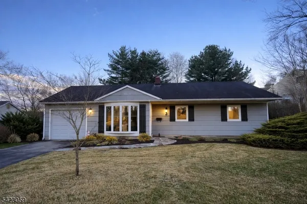 $699,000 | 3 Spalding Drive, Livingston, NJ 07039