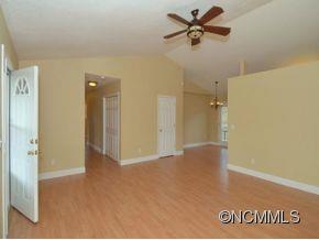 40 Fox Branch Road Fairview, NC 28730 - Photo 4 of 14 Gallery Image 4