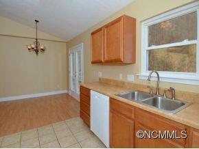 40 Fox Branch Road Fairview, NC 28730 - Photo 6 of 14 Gallery Image 6