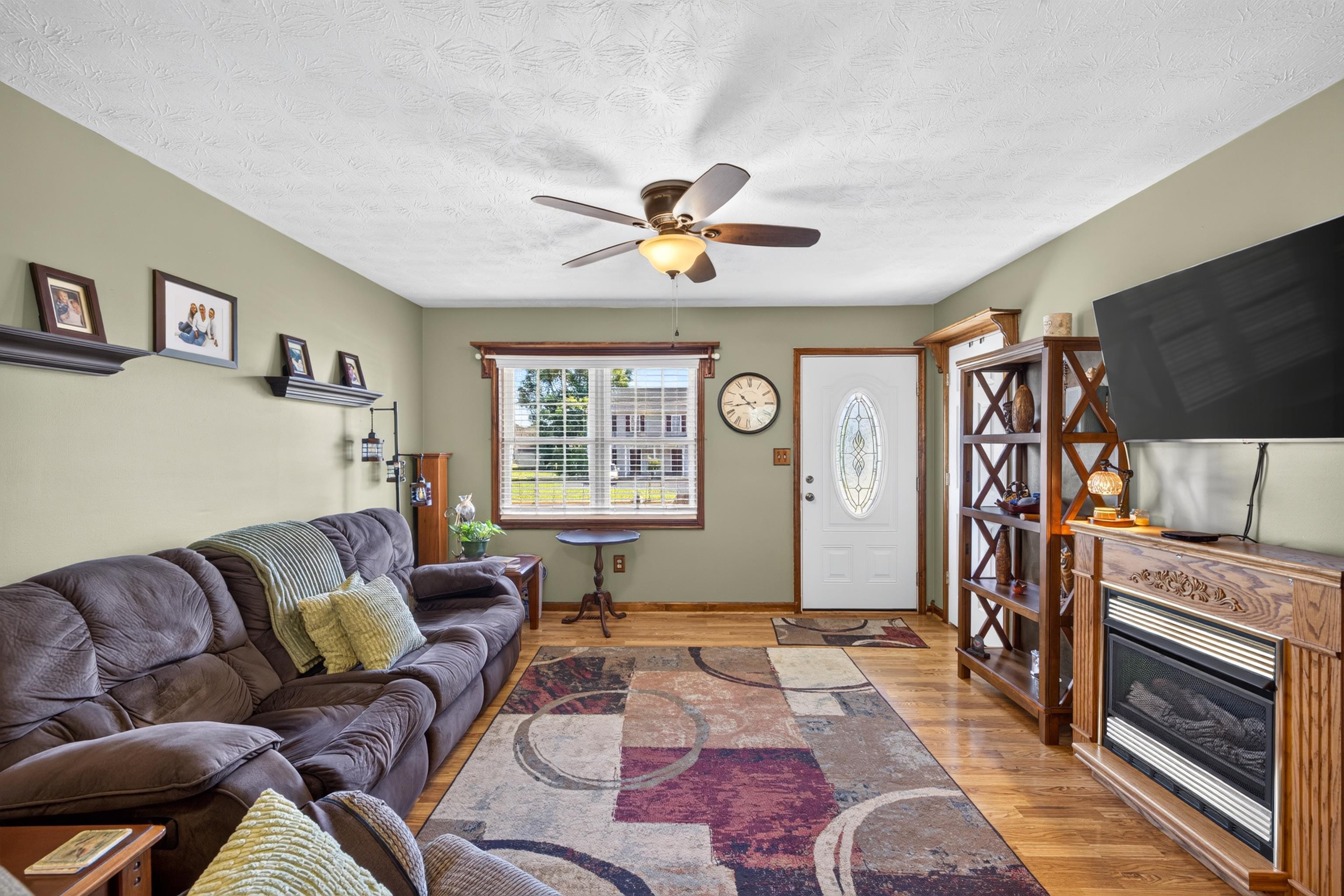 2400 Mosley Street Waynesboro, VA 22980 - Photo 5 of 34