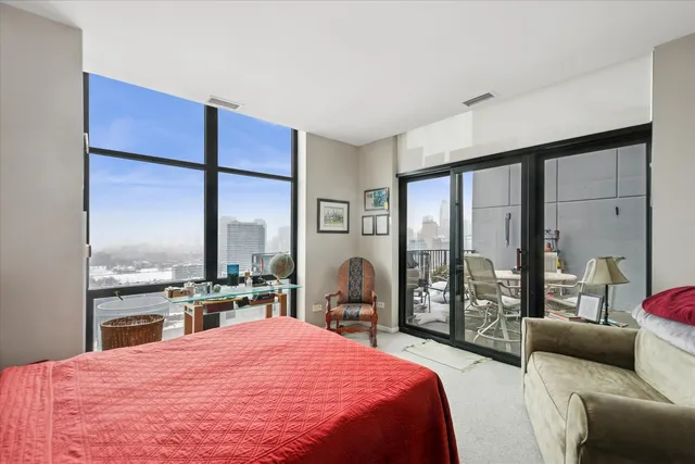 $2,500 | 435 West Erie Street, Unit 2204, Chicago, IL 60654