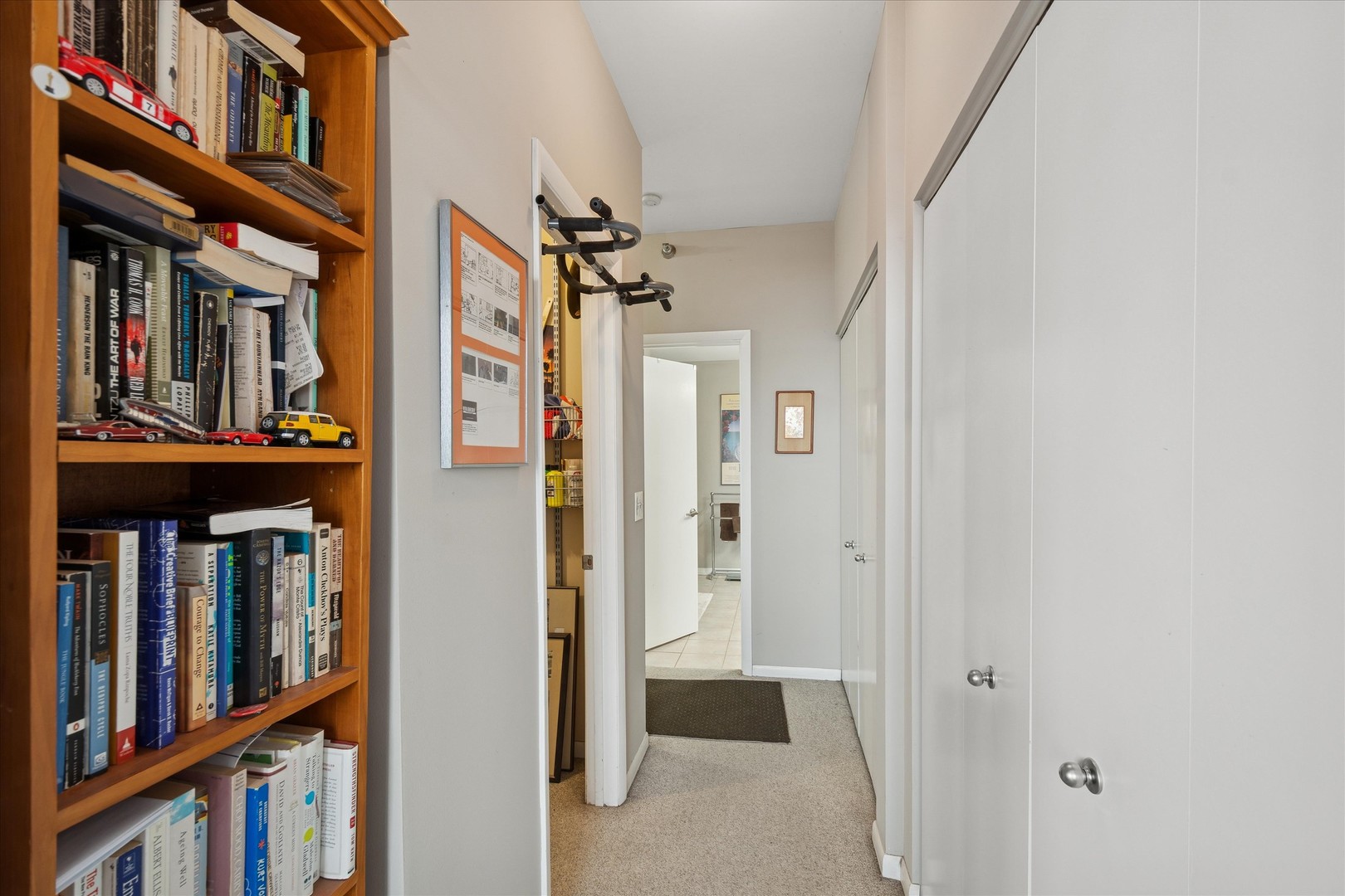 435 West Erie Street, Unit 2204 Chicago, IL 60654 - Photo 10 of 22