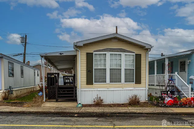 $115,000 | 42 Helen Avenue, Avenel, NJ 07001