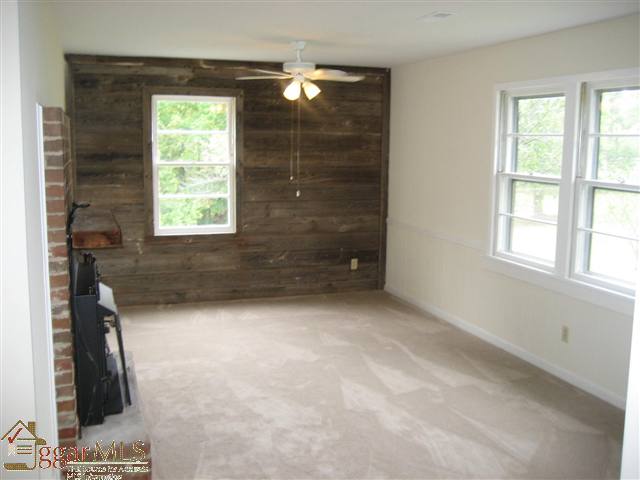 1117 Tubbs Mountain Road Travelers Rest, SC 29690 - Photo 7 of 24
