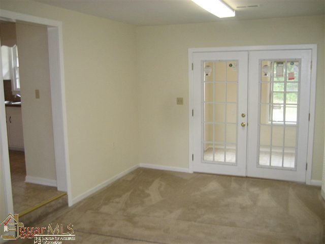 1117 Tubbs Mountain Road Travelers Rest, SC 29690 - Photo 8 of 24
