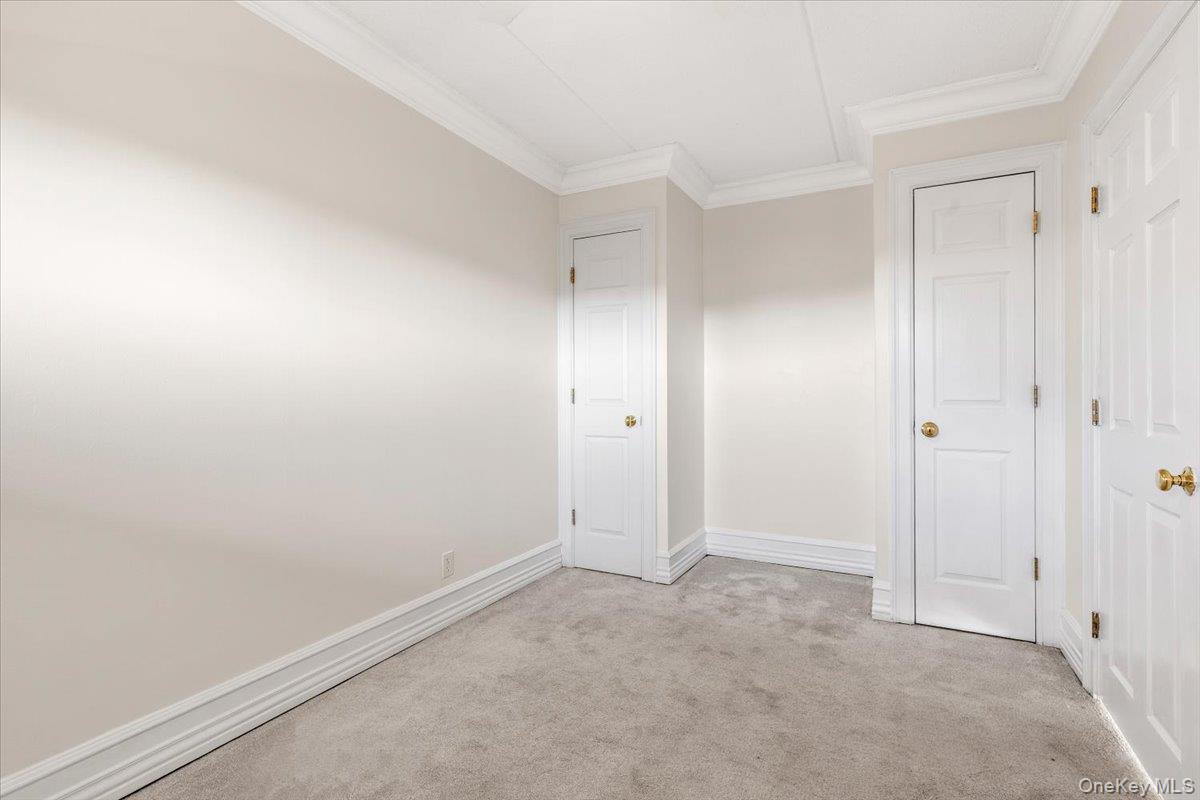 470 Halstead Avenue, Unit 5E Harrison, NY 10528 - Photo 11 of 22 a view of an empty room