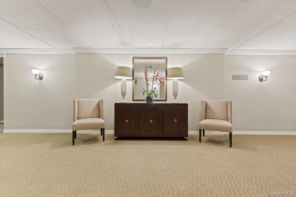 470 Halstead Avenue, Unit 5E Harrison, NY 10528 - Photo 19 of 22 a living room with furniture
