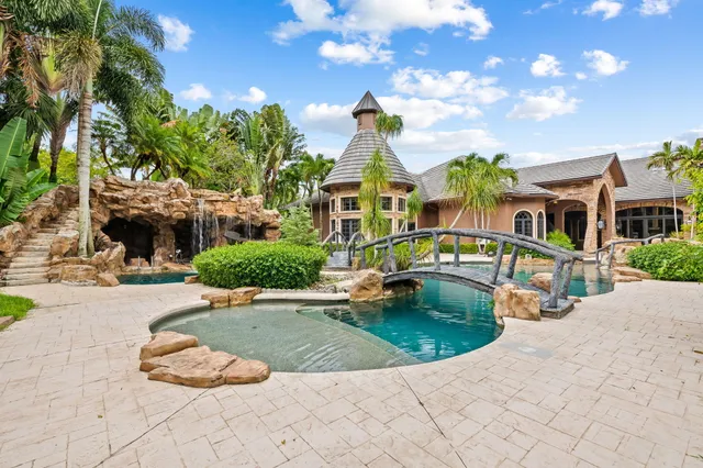 $6,850,000 | Undisclosed Address, Parkland, FL 33067