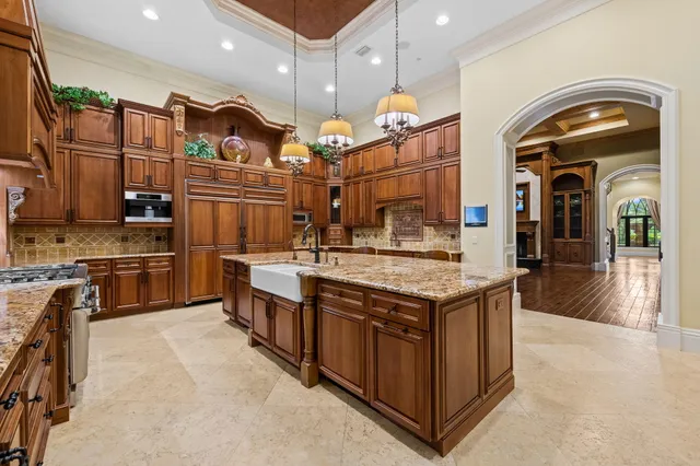 $6,850,000 | Undisclosed Address, Parkland, FL 33067
