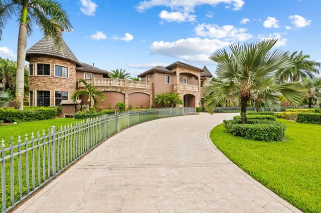 $6,850,000 | Undisclosed Address, Parkland, FL 33067