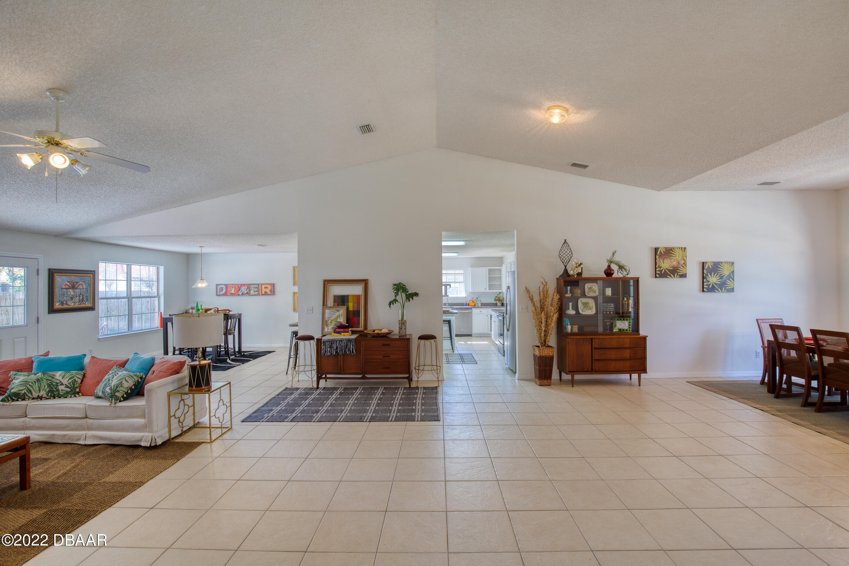 27 Rockingham Lane Palm Coast, FL 32164 - Photo 10 of 62 27RockinghamLane-12