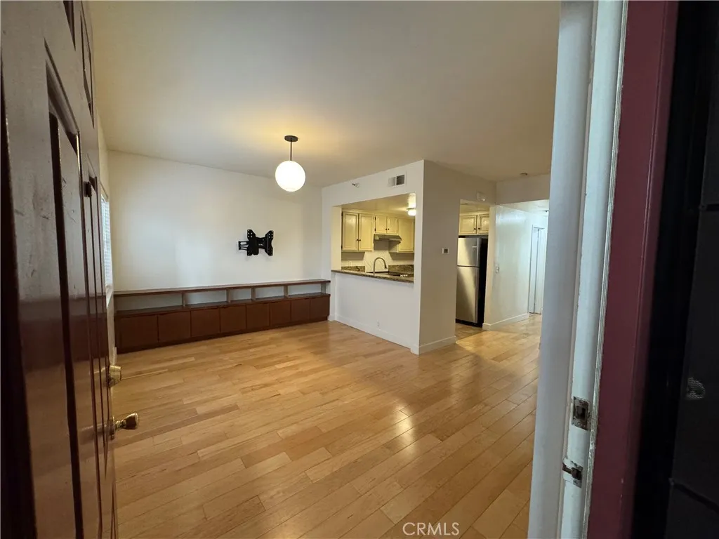 730 West 4th Street Long Beach, CA 90802 - Photo 21 of 35