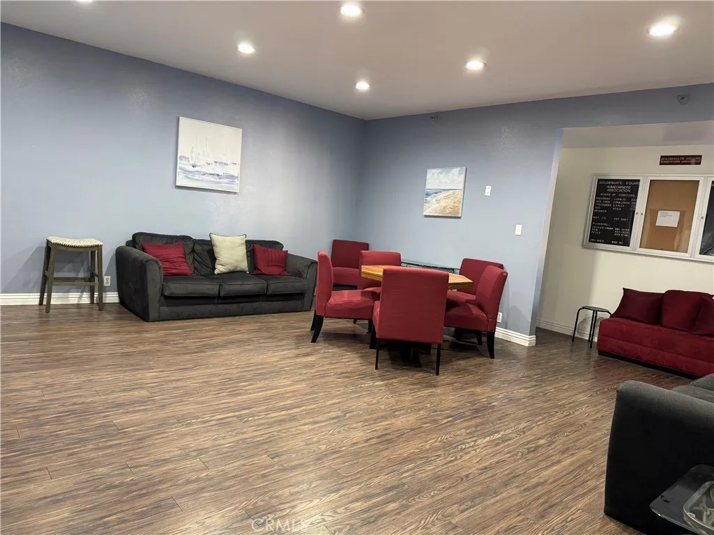 730 West 4th Street Long Beach, CA 90802 - Photo 23 of 35