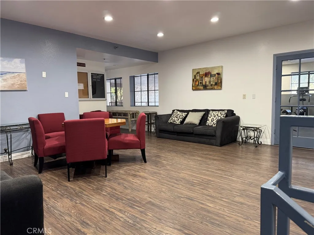 730 West 4th Street Long Beach, CA 90802 - Photo 24 of 35