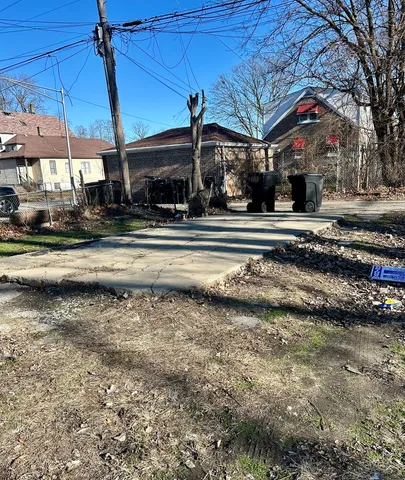 $100,000 | 8105 South Muskegon Avenue, Chicago, IL 60617