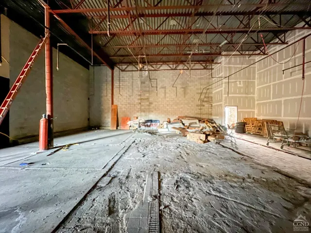 a view of a storage & utility room