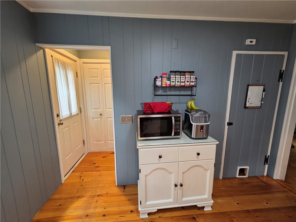 173 Trinity Street Warwick, RI 02886 - Photo 16 of 30 Gallery Image 16