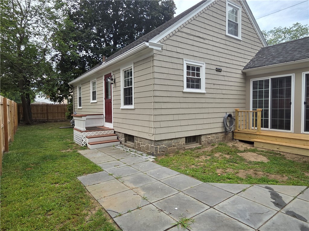 173 Trinity Street Warwick, RI 02886 - Photo 27 of 30 Gallery Image 27