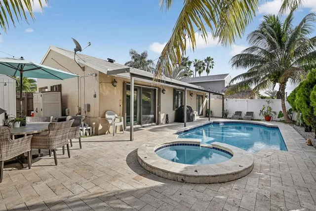 $4,200 | 691 Willow Grove Terrace, Davie, FL 33325